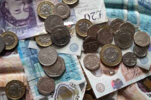 Holiday Pay Rights in the UK: How Entitlement and Pay Work